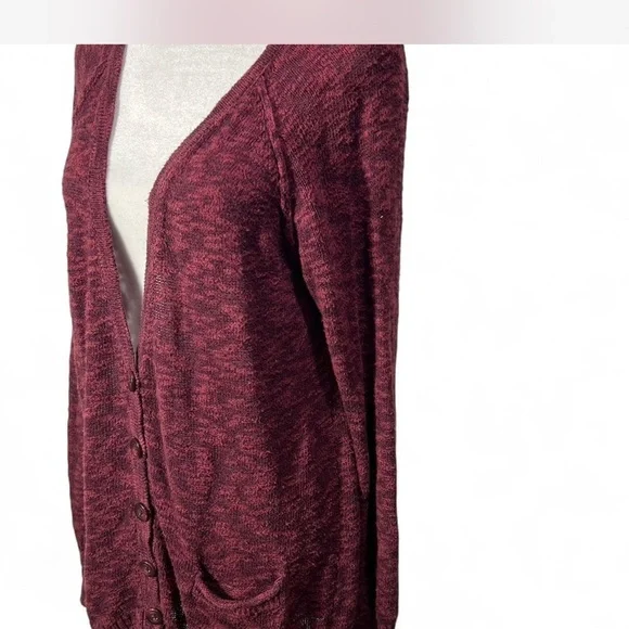 🏁Mudd XL burgundy V-Neck button down cardigan pockets - Picture 4 of 7